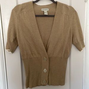 Camel colored short sleeve sweater. Like new